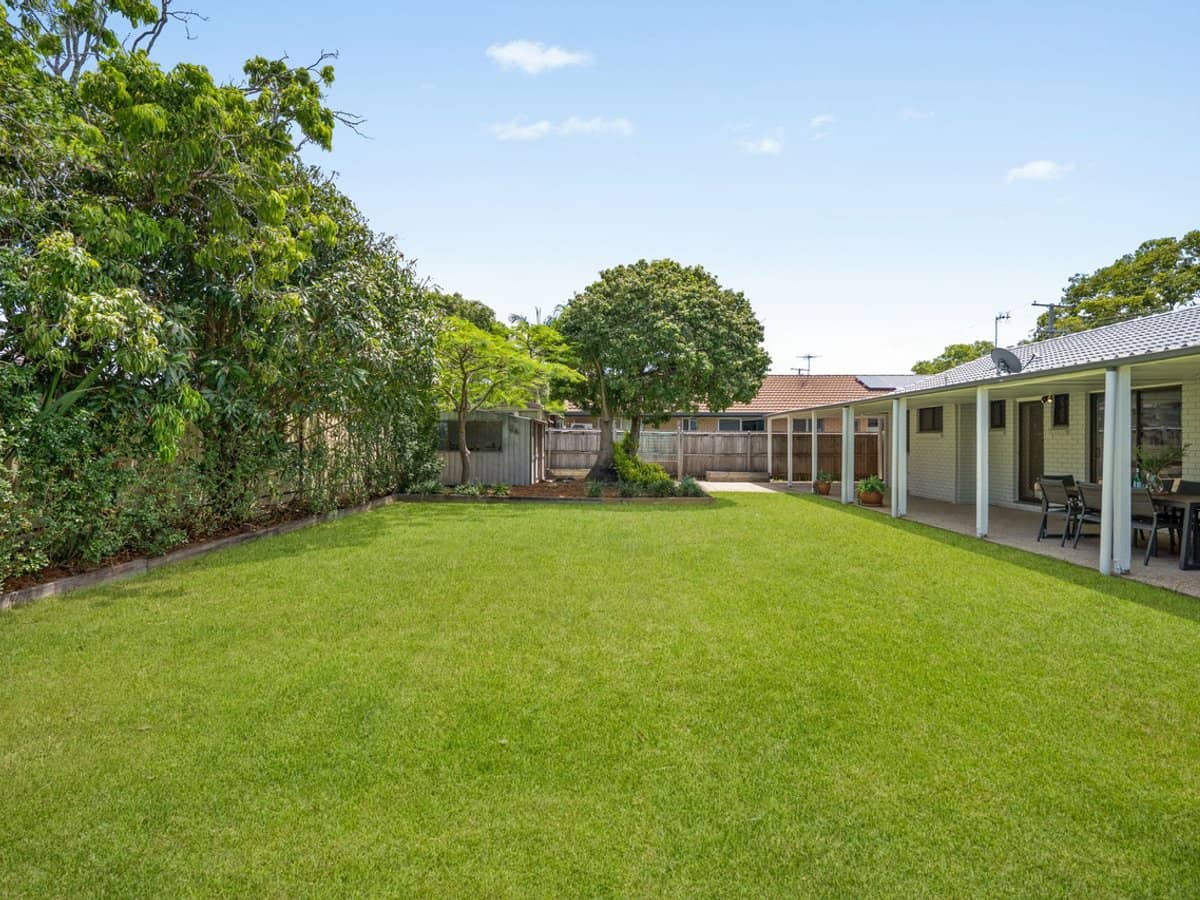 50 Robert Stanley Drive, MOUNT WARREN PARK - Thumbnail 22