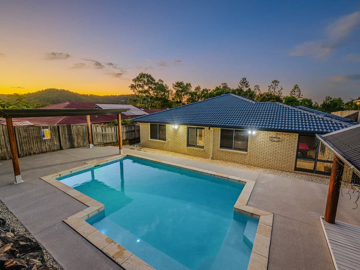 10 Govett Street, PACIFIC PINES - Thumbnail 22