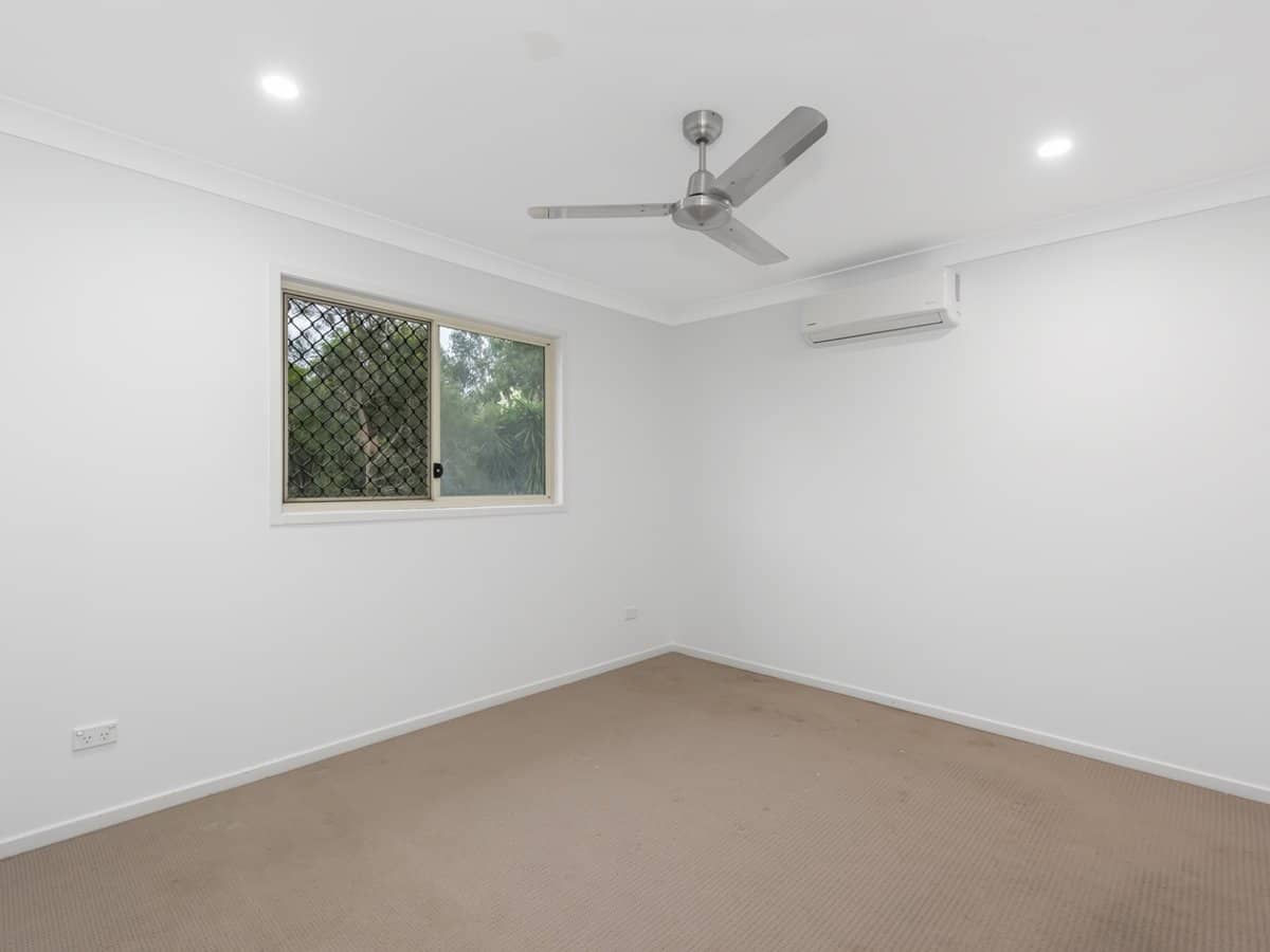 25 Milbrook Crescent, PIMPAMA - Thumbnail 17