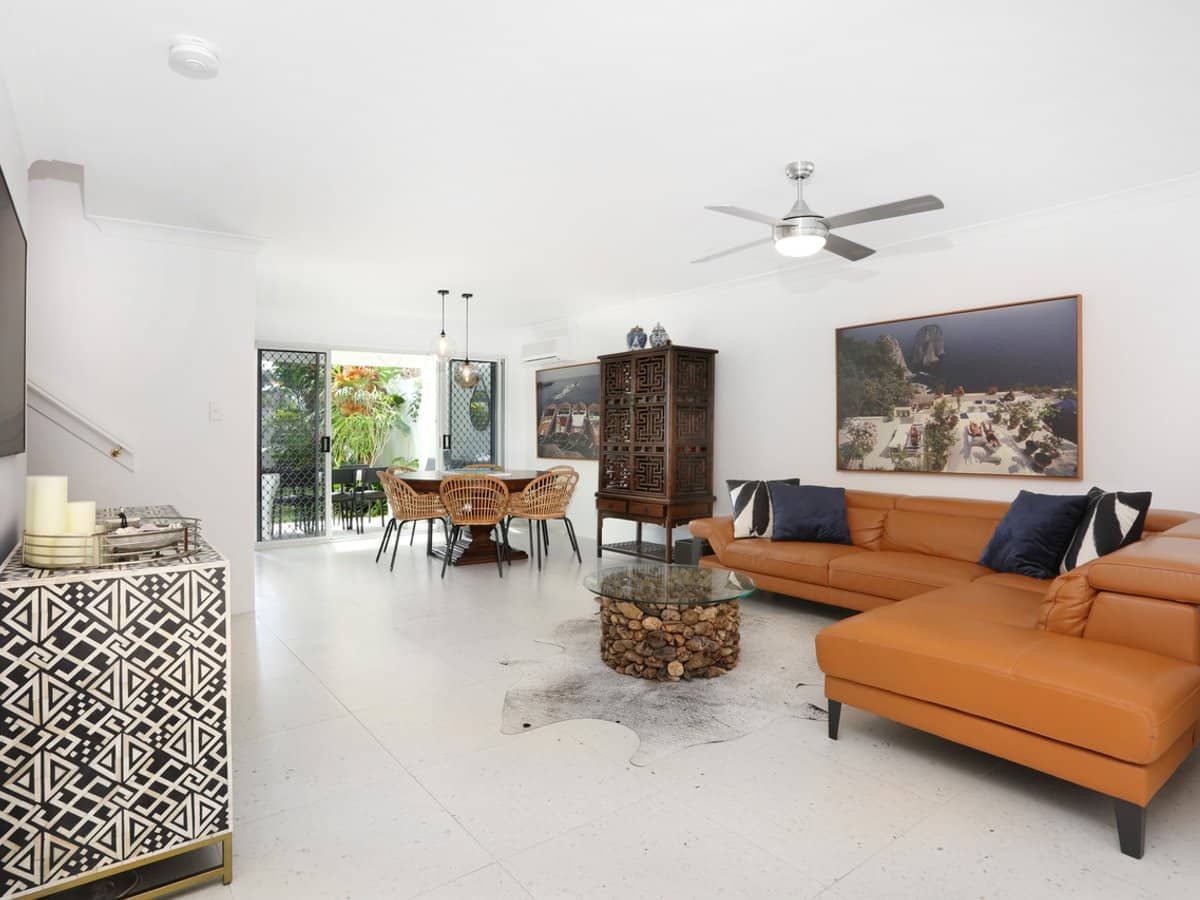 100 Cotlew Street East, SOUTHPORT - Thumbnail 1