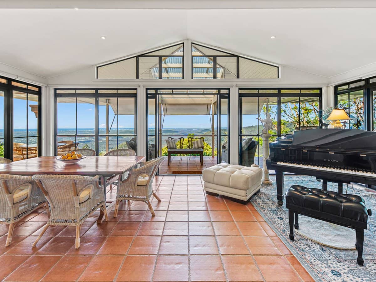 163 Curtis Road, Tamborine Mountain - Thumbnail 6