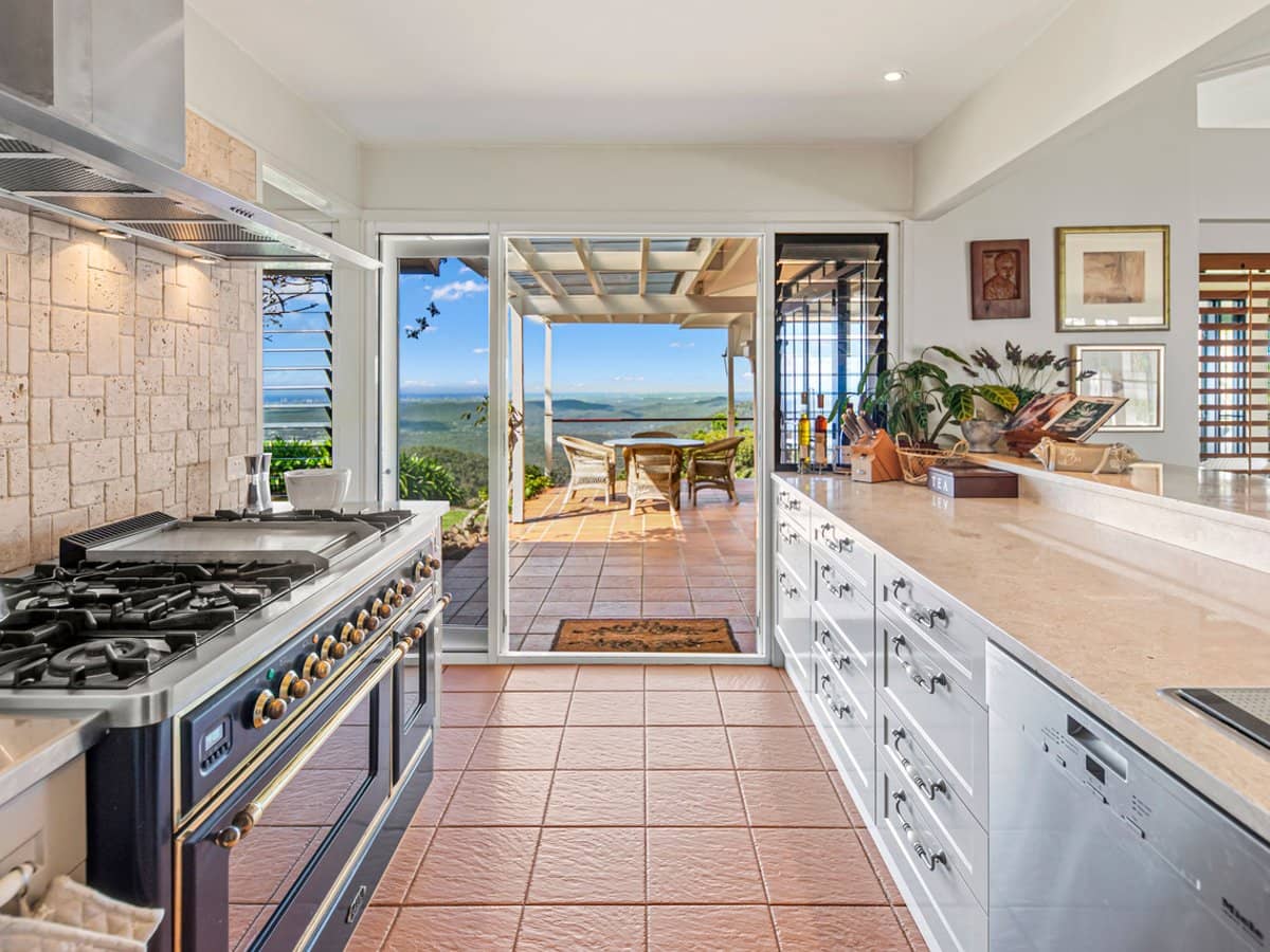 163 Curtis Road, Tamborine Mountain - Thumbnail 12