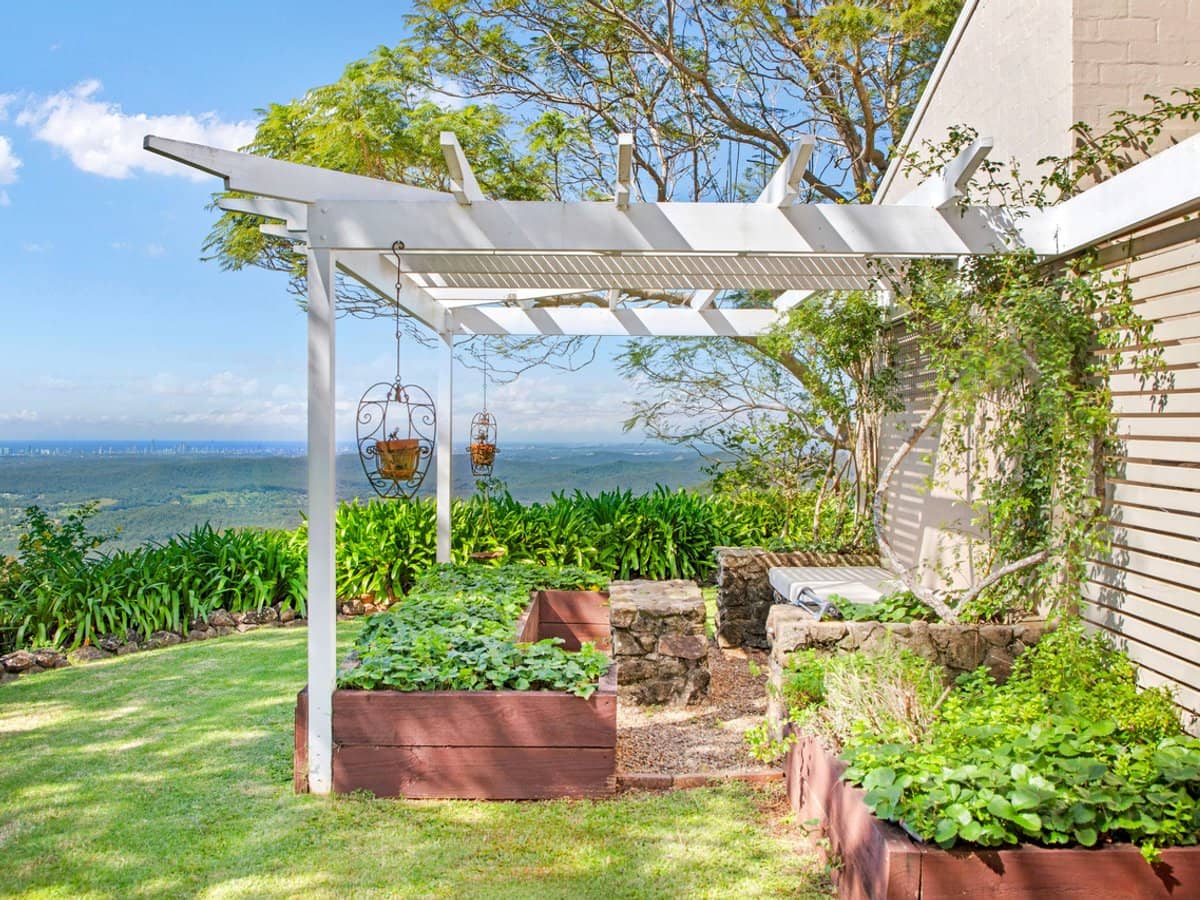 163 Curtis Road, Tamborine Mountain - Thumbnail 13