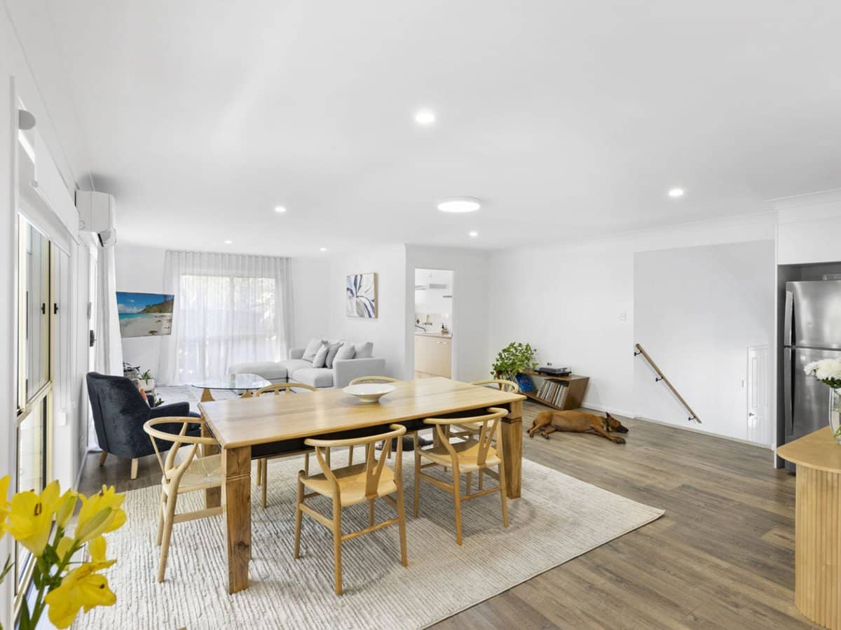 7 Humberside Close, Mudgeeraba - Thumbnail 2