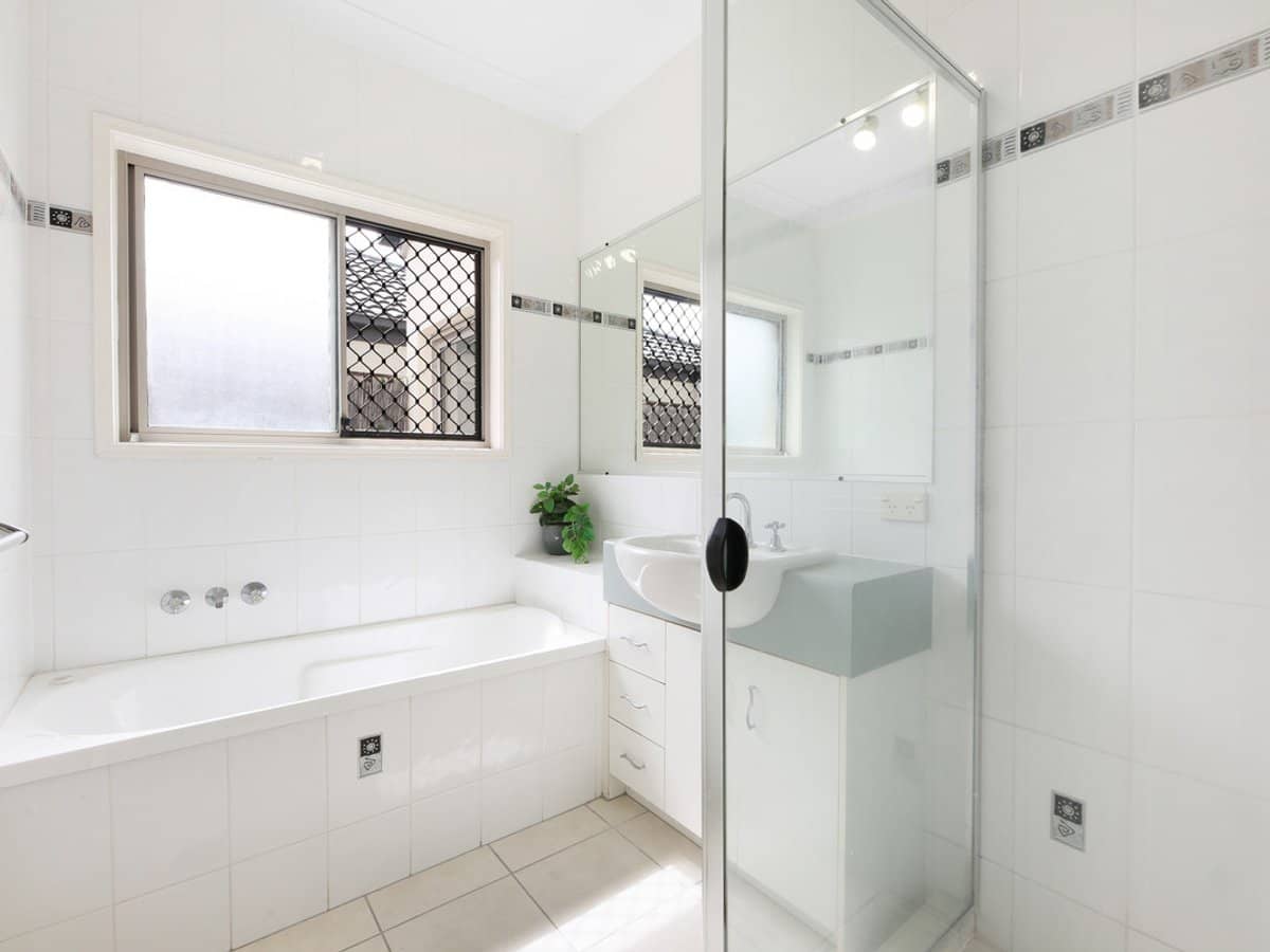 5 Palma Crescent, Varsity Lakes - Thumbnail 18