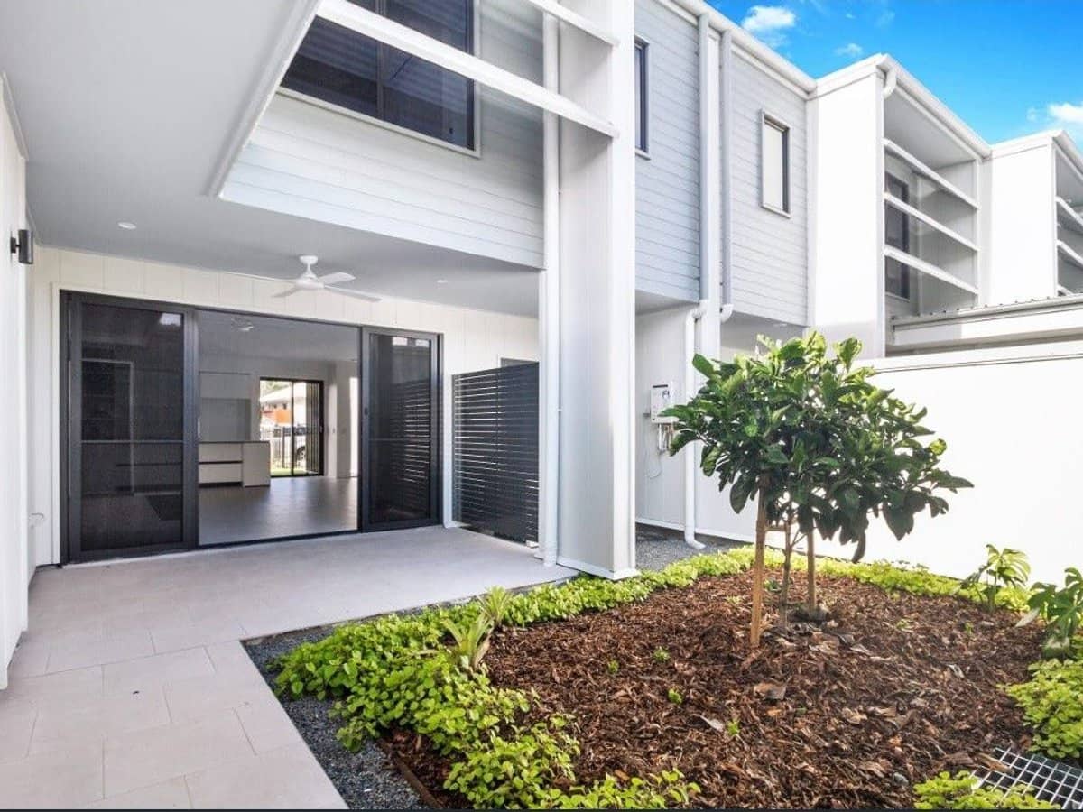 18 Foreshore Street, Coomera - Thumbnail 1
