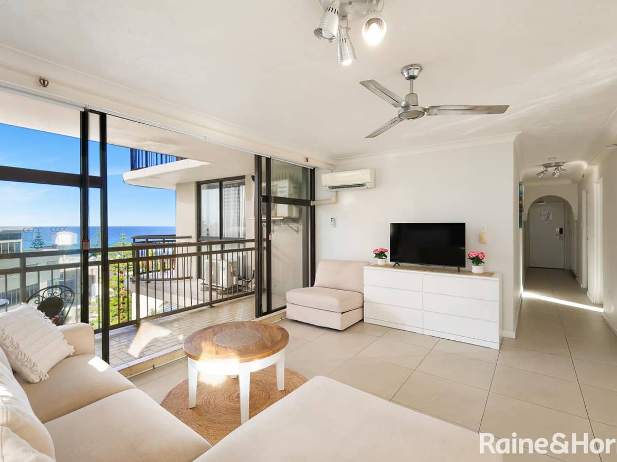 18 Hanlan Street, SURFERS PARADISE - Thumbnail 3