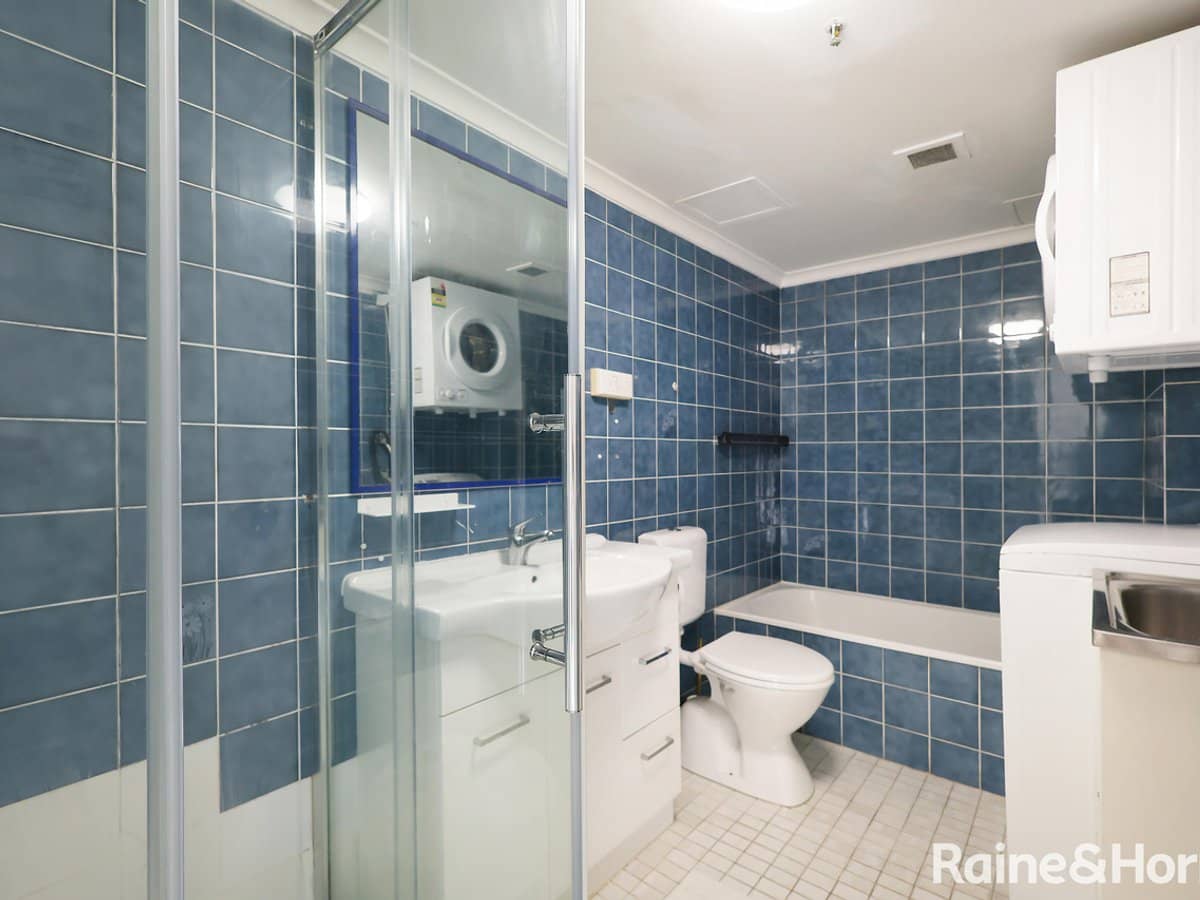 18 Hanlan Street, SURFERS PARADISE - Thumbnail 9