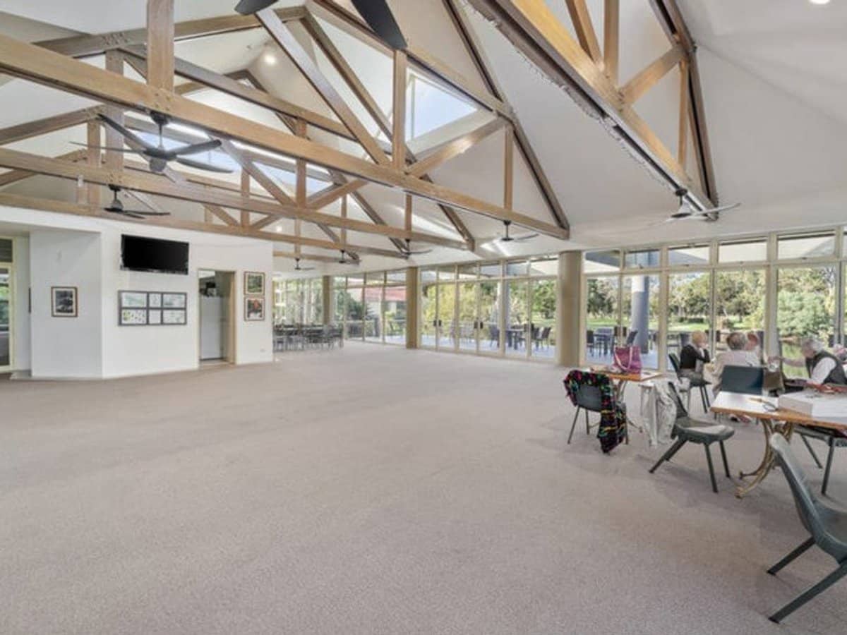 125 Santa Cruz Boulevard, CLEAR ISLAND WATERS - Thumbnail 19