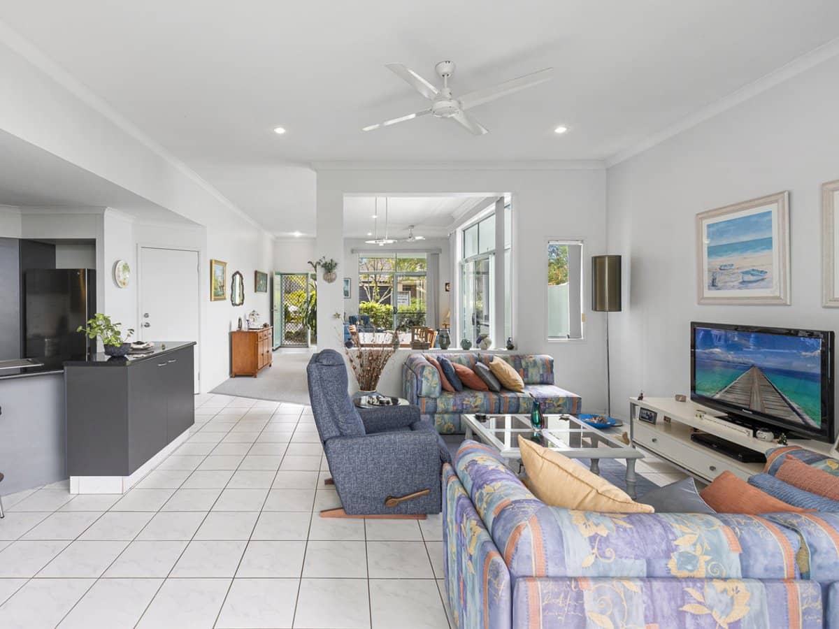 14 Windemere Crescent, VARSITY LAKES - Thumbnail 7