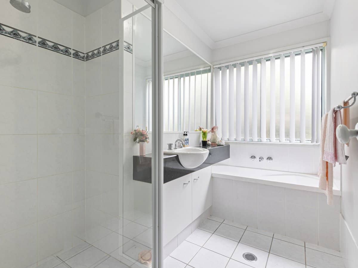 14 Windemere Crescent, VARSITY LAKES - Thumbnail 15