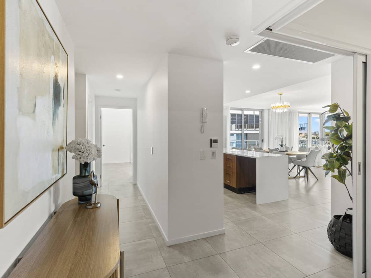 397 Christine Avenue, VARSITY LAKES - Thumbnail 2