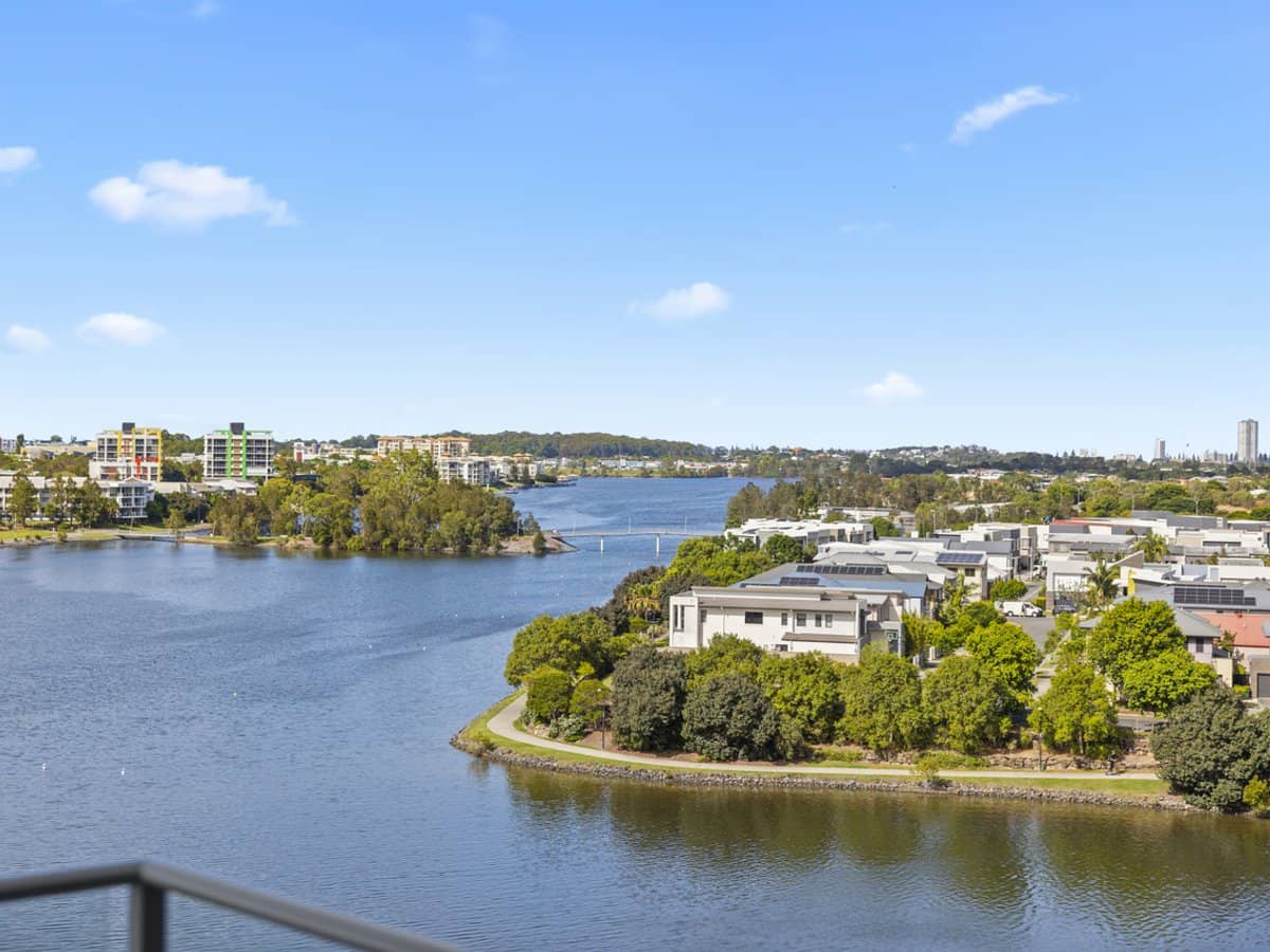 397 Christine Avenue, VARSITY LAKES - Thumbnail 25