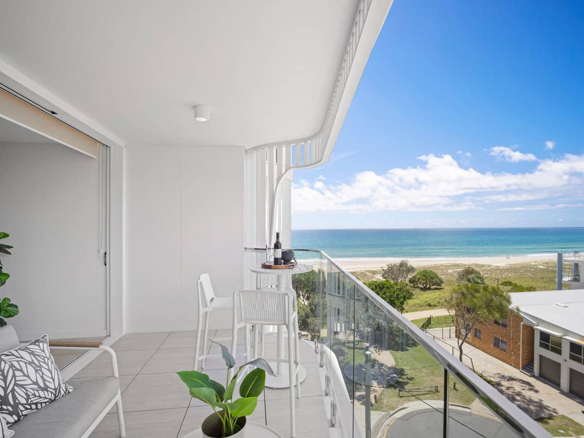 321 Golden Four Drive, TUGUN - Thumbnail 9