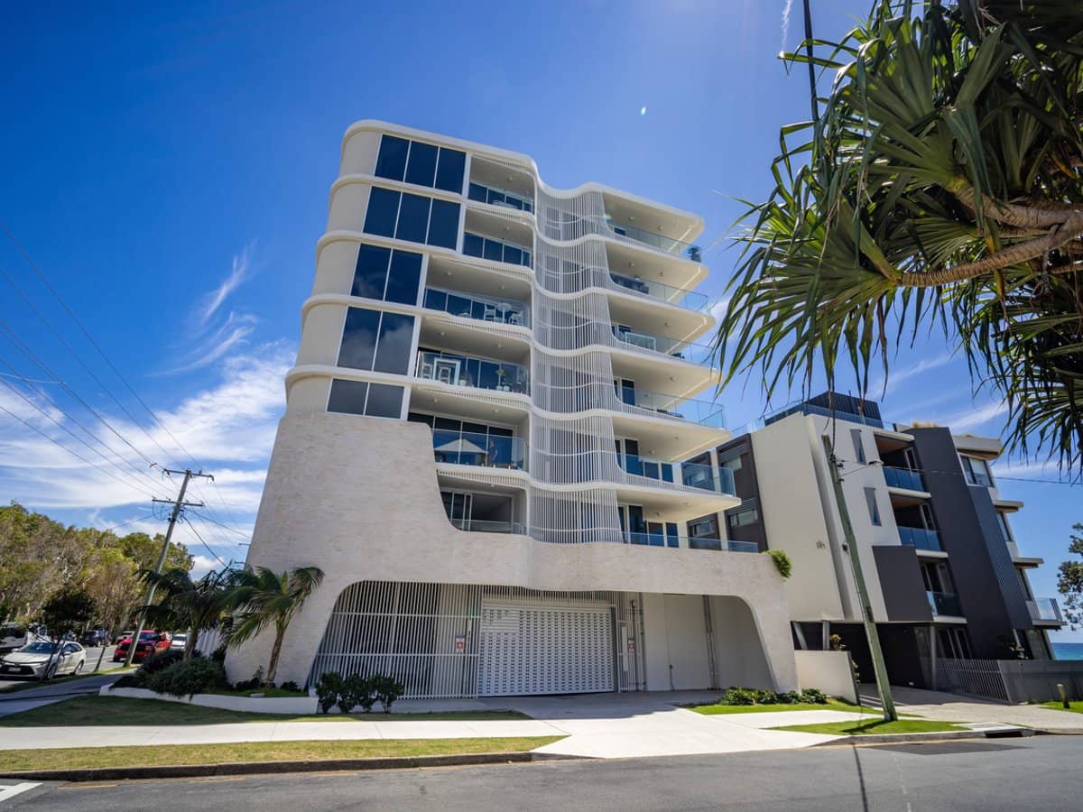 321 Golden Four Drive, TUGUN - Thumbnail 11