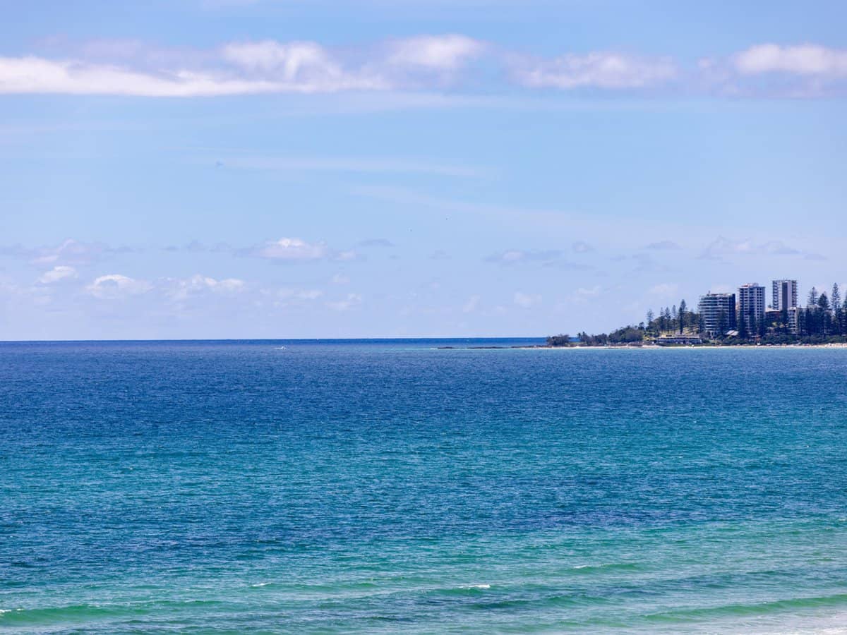 321 Golden Four Drive, TUGUN - Thumbnail 17