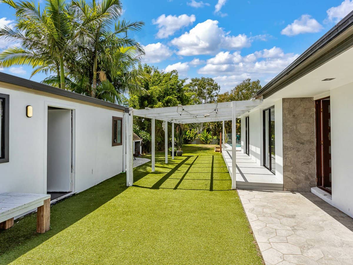 11 Chippewa Circuit, MUDGEERABA - Thumbnail 16