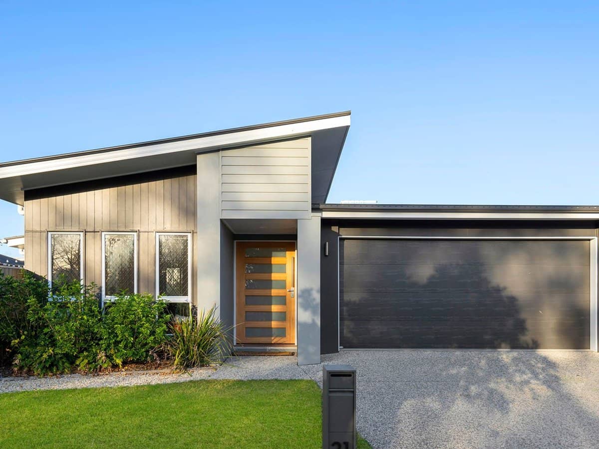 21 Matasha Crescent, PIMPAMA - Thumbnail 1