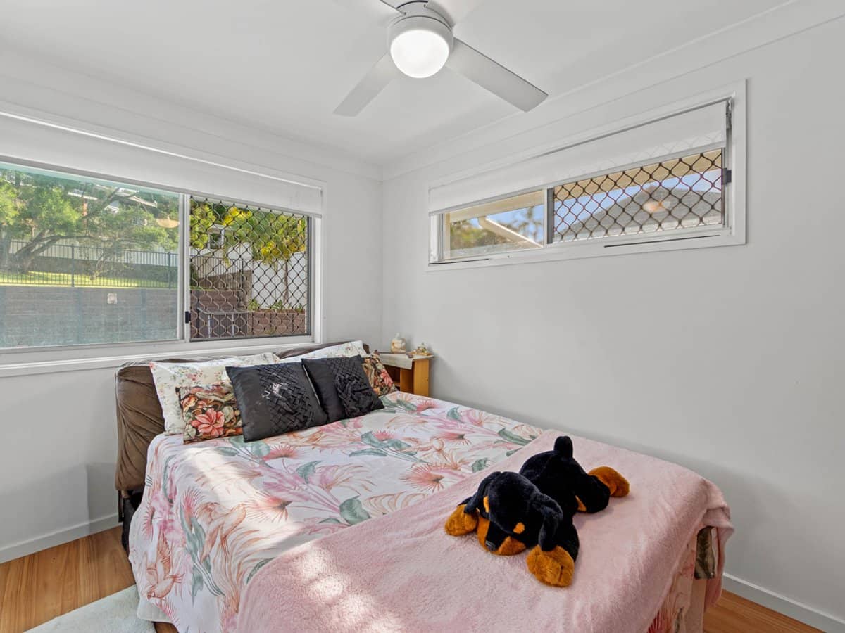 14 Mirreen Drive, TUGUN - Thumbnail 10