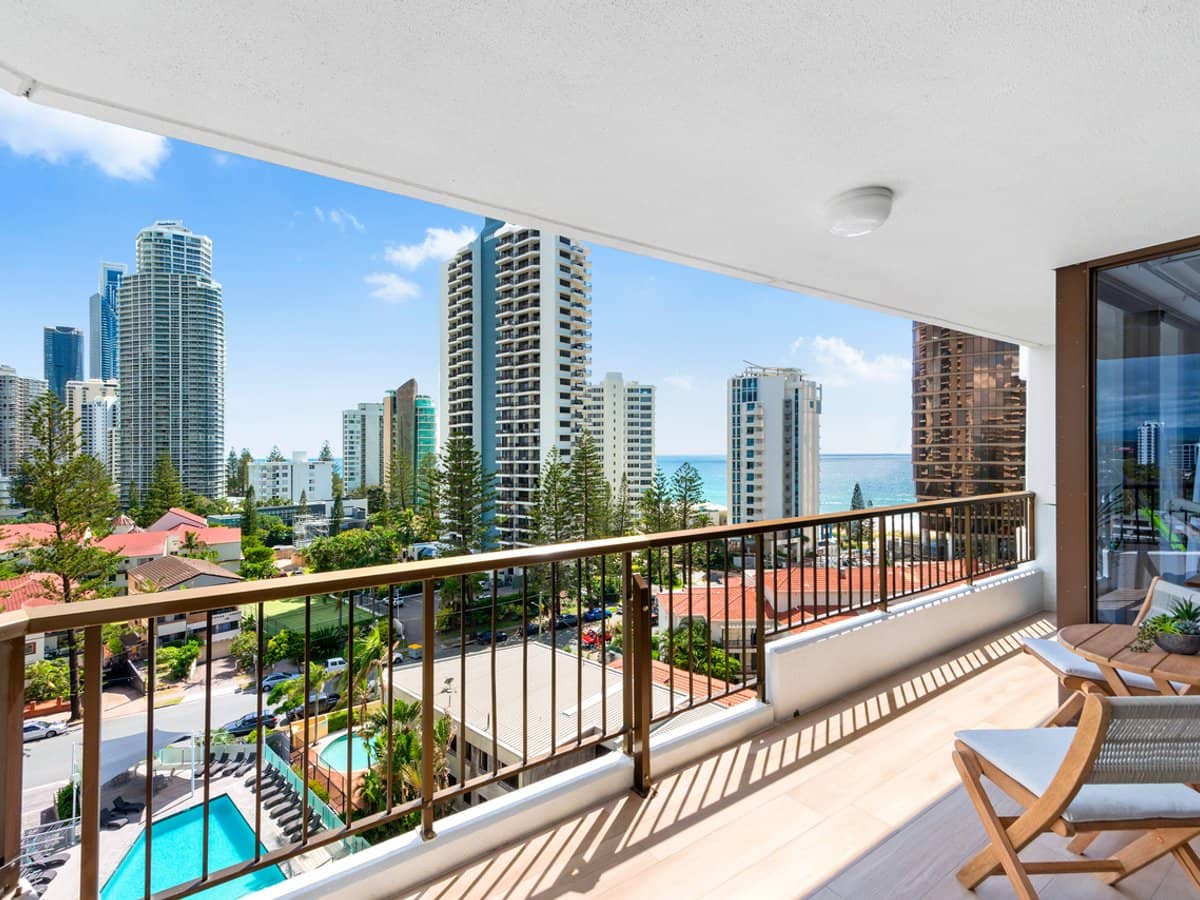 5 Enderley Avenue, SURFERS PARADISE - Thumbnail 1