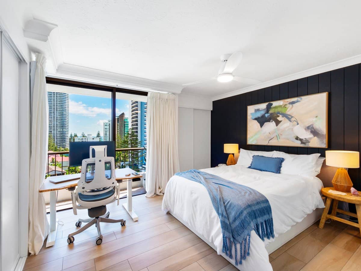 5 Enderley Avenue, SURFERS PARADISE - Thumbnail 11