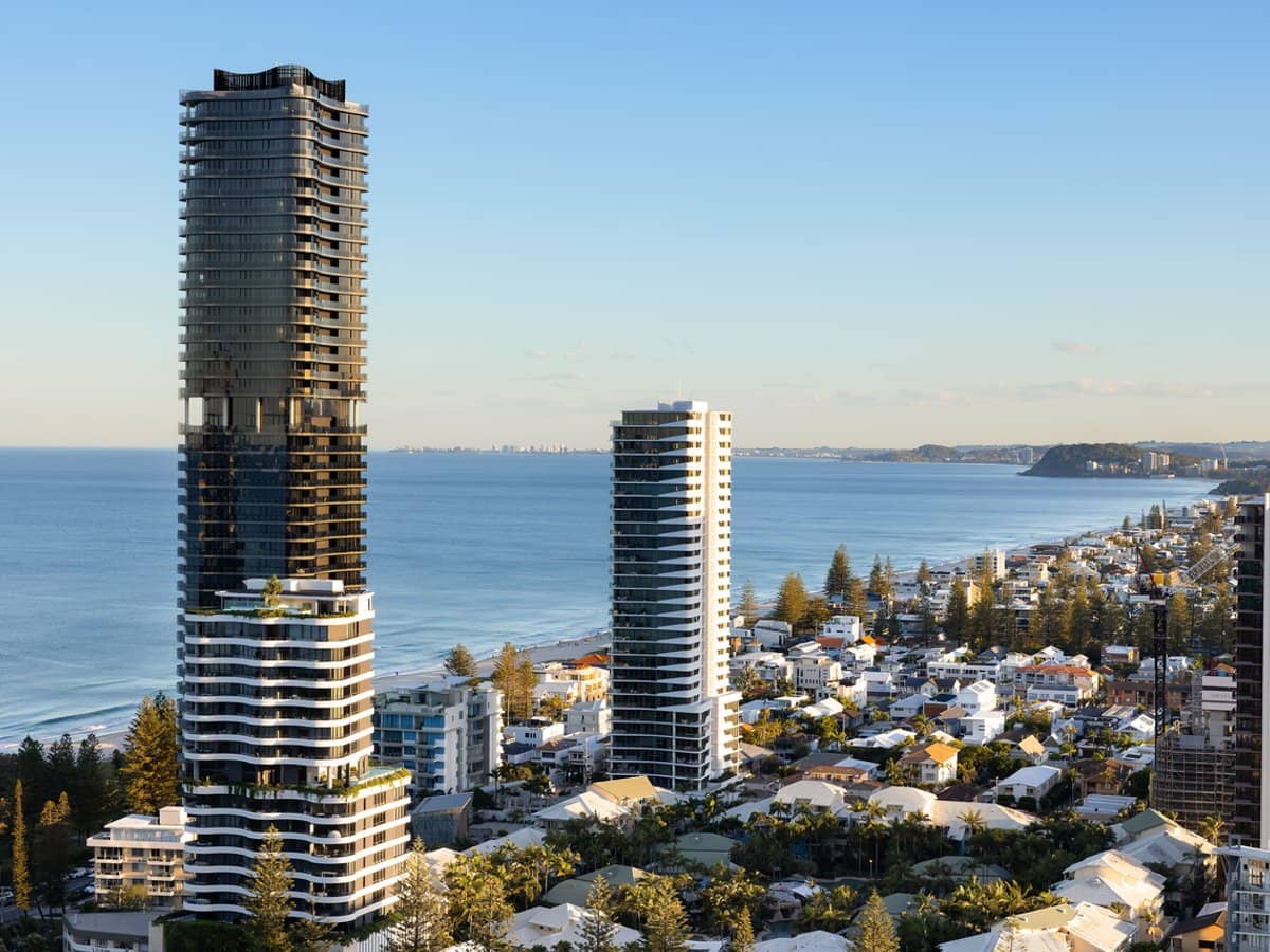 33 Surf Parade, BROADBEACH - Thumbnail 12