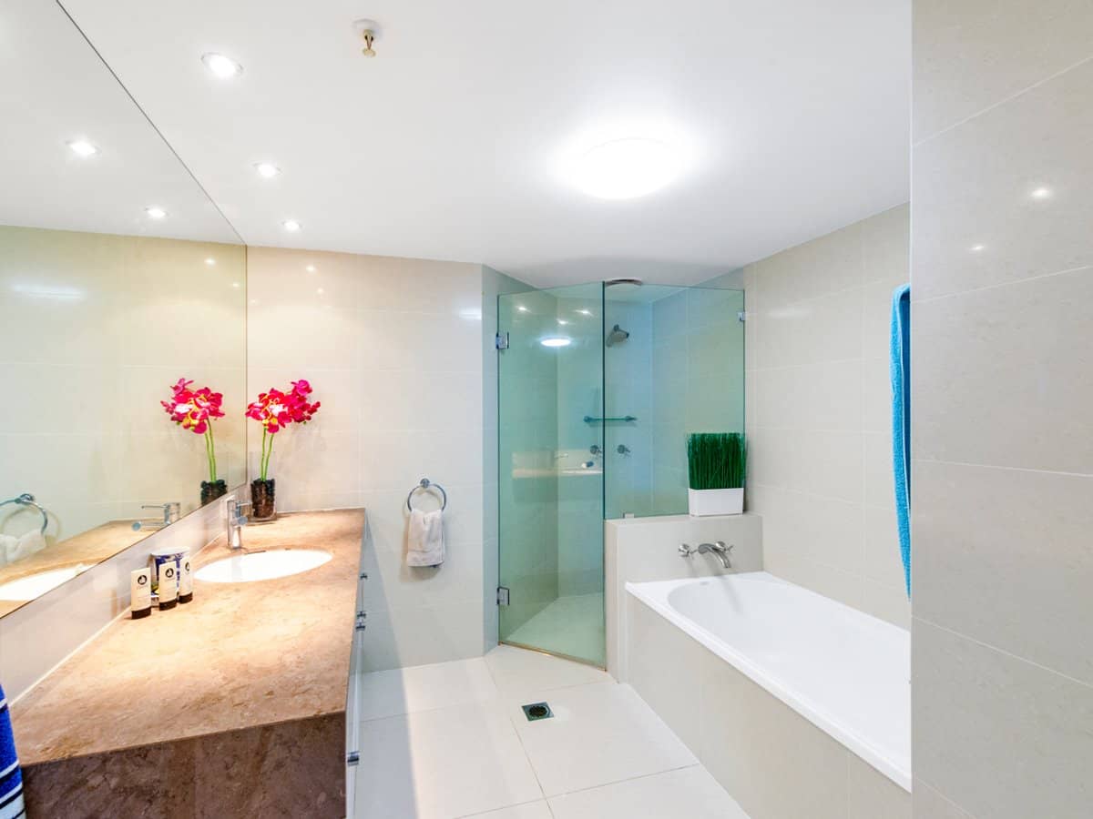 2 View Avenue, Surfers Paradise - Thumbnail 12