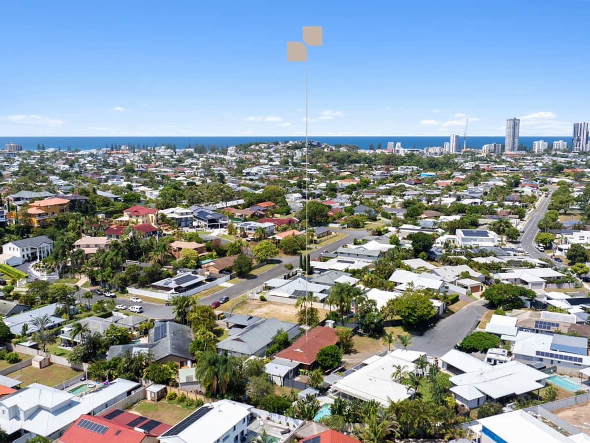 9 Falcon Court, Burleigh Heads - Thumbnail 24