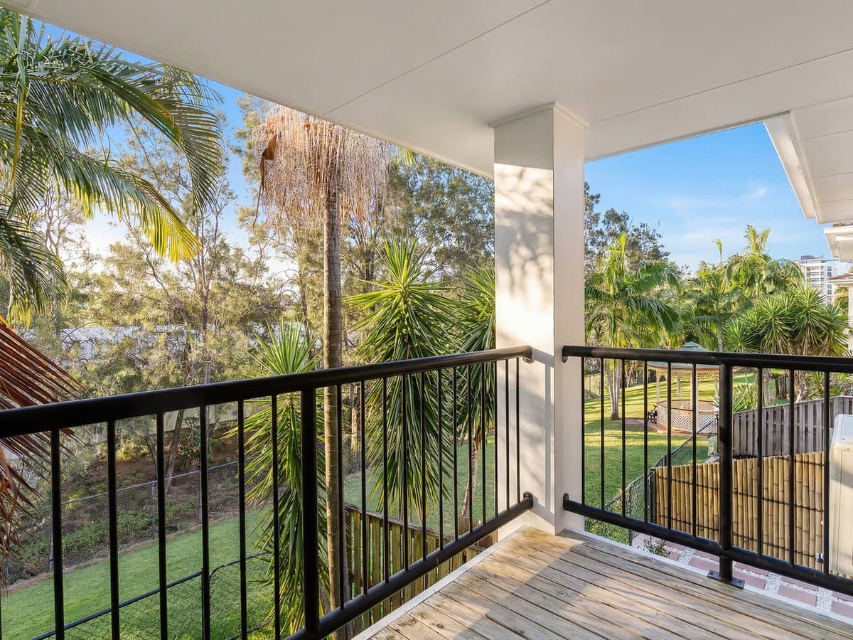 323 Christine Avenue, VARSITY LAKES - Thumbnail 7