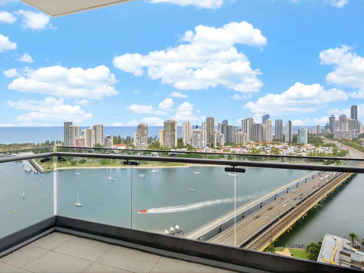 2 Como Crescent, Southport - Thumbnail 2