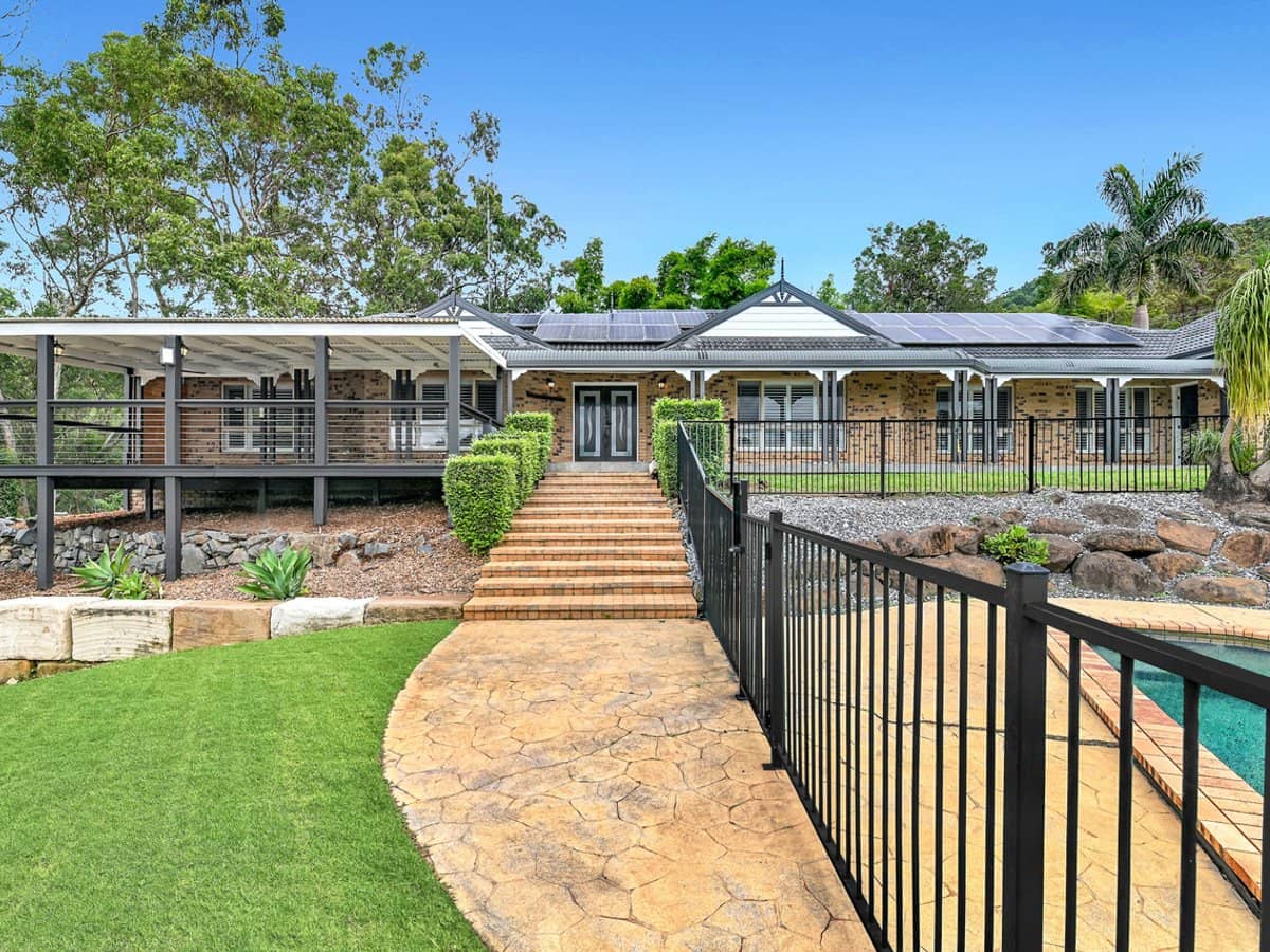 16 Xanadu Court, Tallai - Thumbnail 3