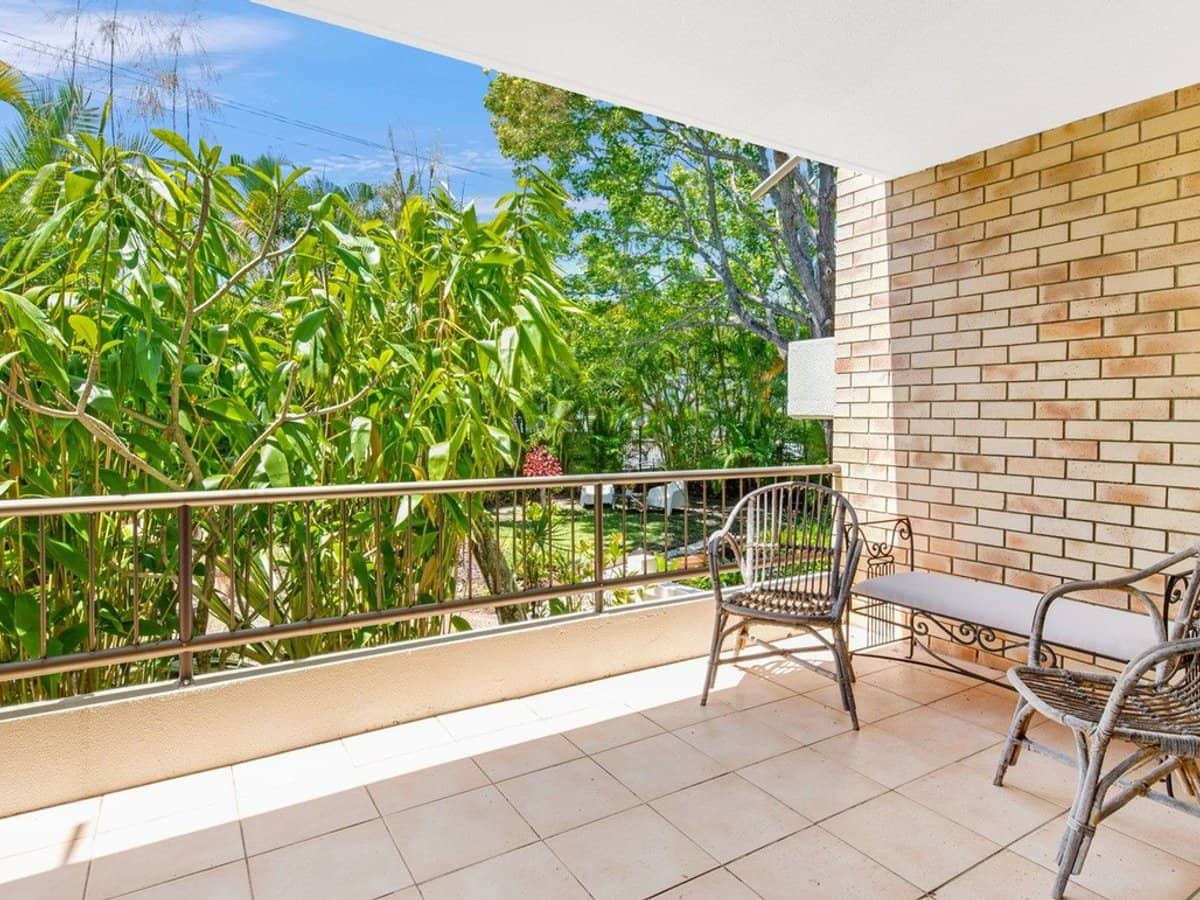 2/92 Stanhill Drive, Surfers Paradise - Thumbnail 4