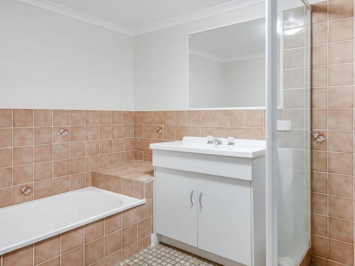 2/92 Stanhill Drive, Surfers Paradise - Thumbnail 8