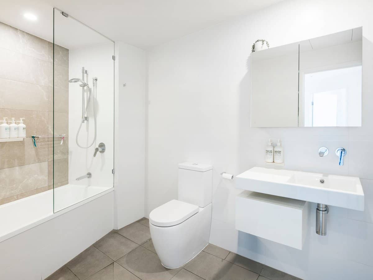 9 Norfolk Avenue, Surfers Paradise - Thumbnail 16