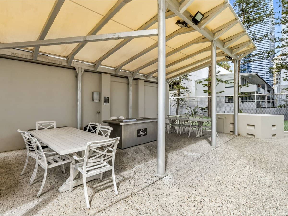 20 The Esplanade, Surfers Paradise - Thumbnail 23