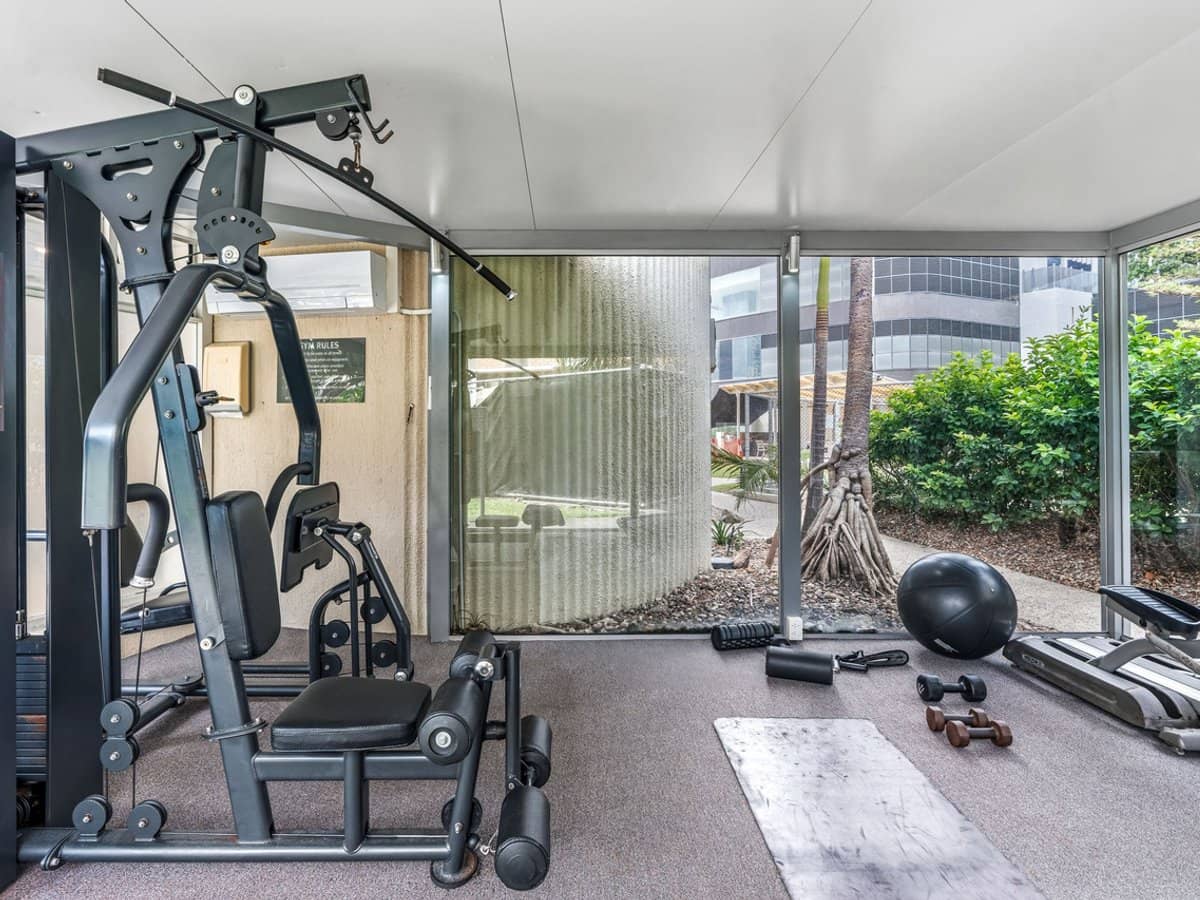 20 The Esplanade, Surfers Paradise - Thumbnail 25