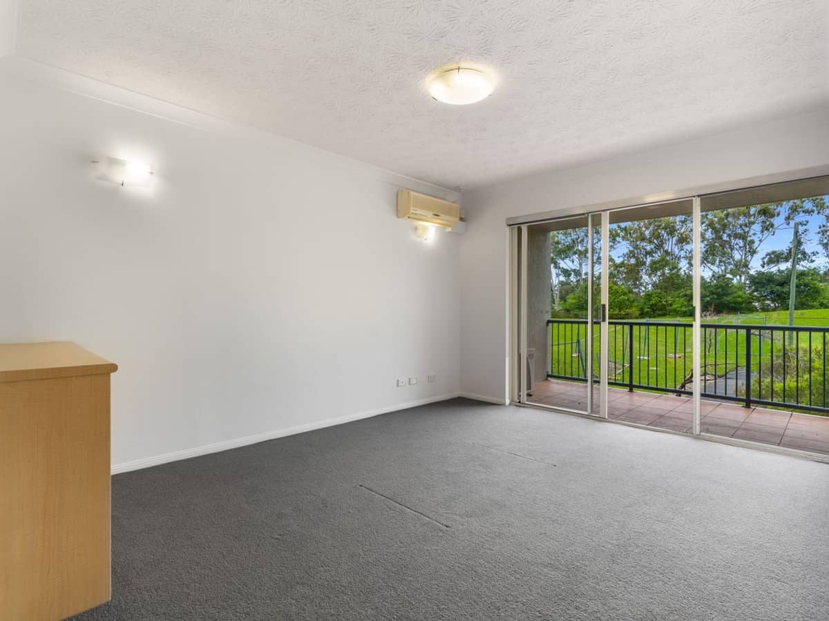 1 Nerang Street, NERANG - Thumbnail 4