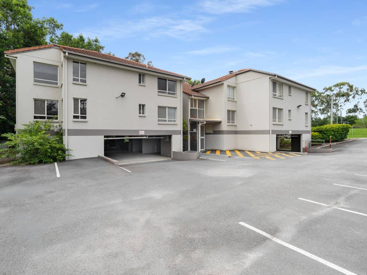 1 Nerang Street, NERANG - Thumbnail 12