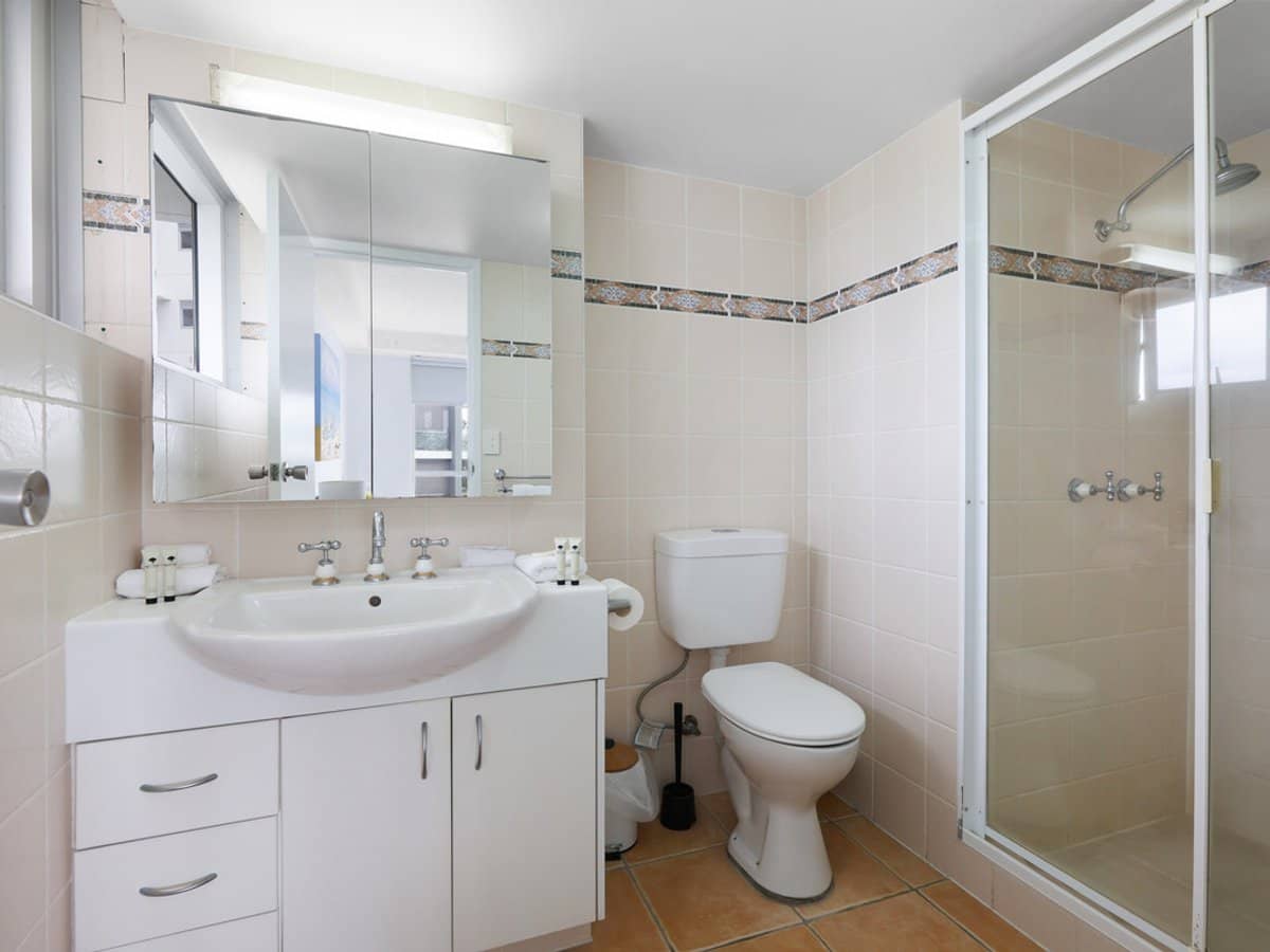 202 The Esplanade, Burleigh Heads - Thumbnail 17