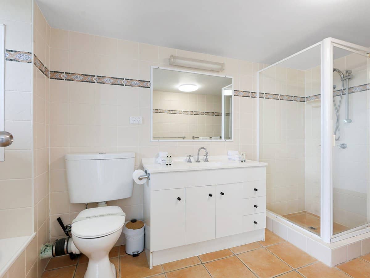 202 The Esplanade, Burleigh Heads - Thumbnail 20