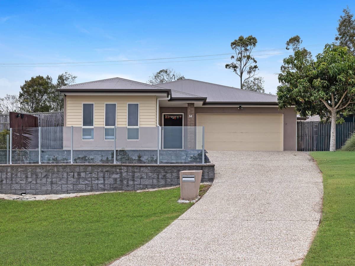 64 Carmen Court, Oxenford - Thumbnail 1