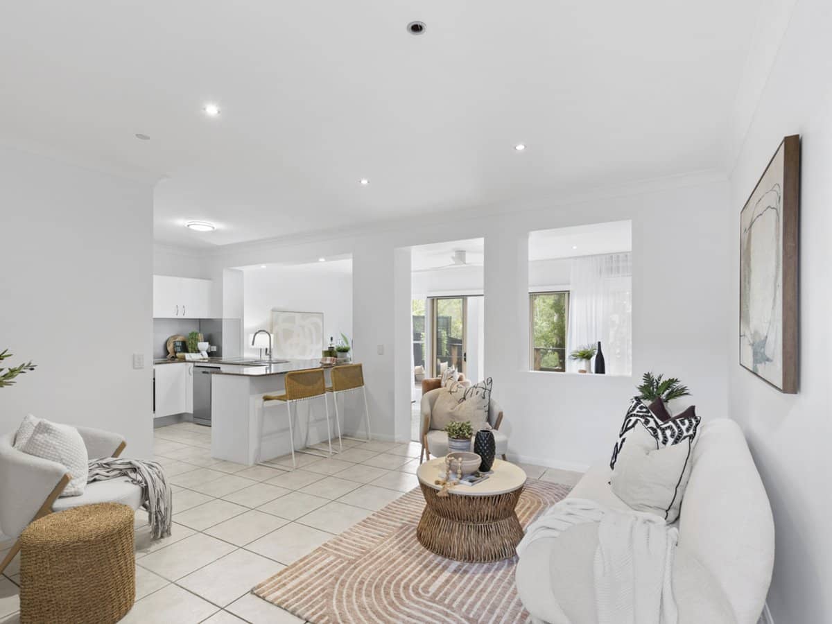 8 Kodiak Drive, VARSITY LAKES - Thumbnail 7