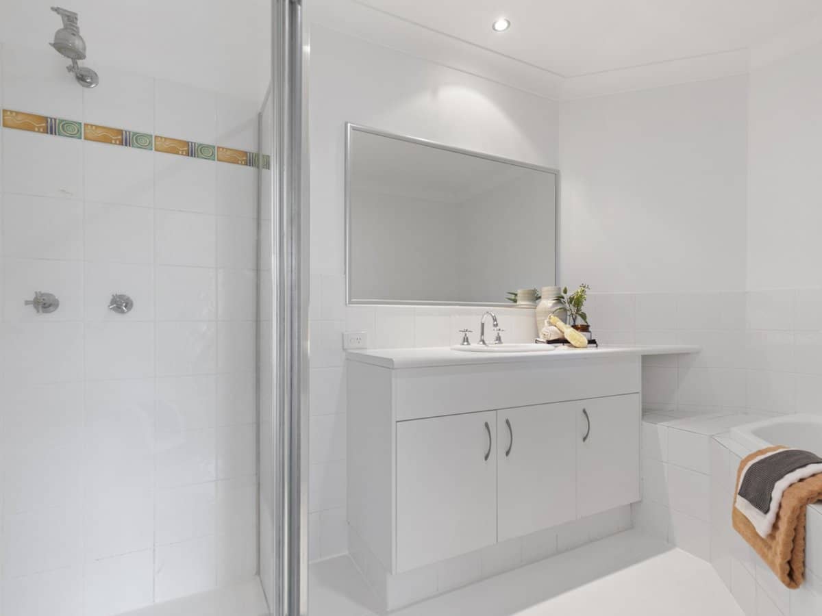 8 Kodiak Drive, VARSITY LAKES - Thumbnail 16