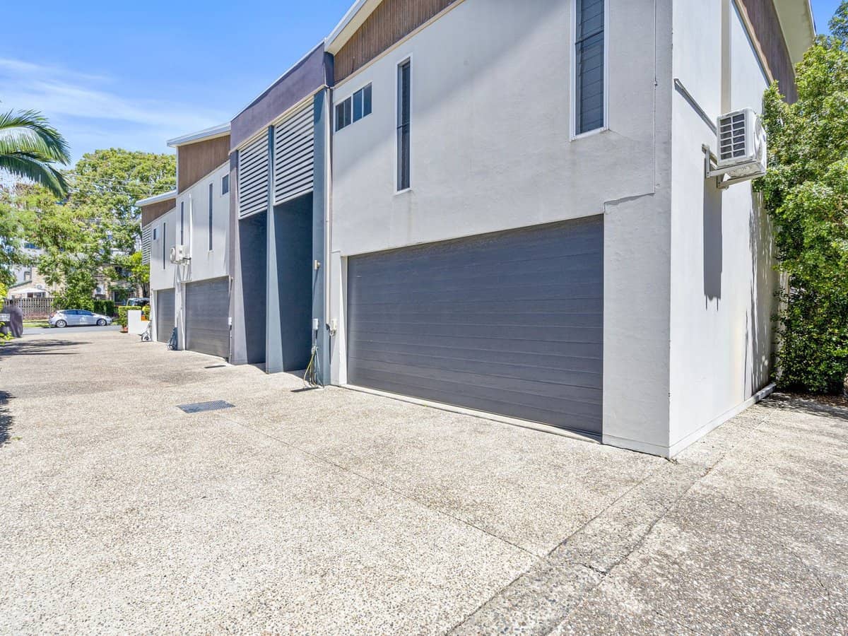 127 Pohlman Street, Southport - Thumbnail 14