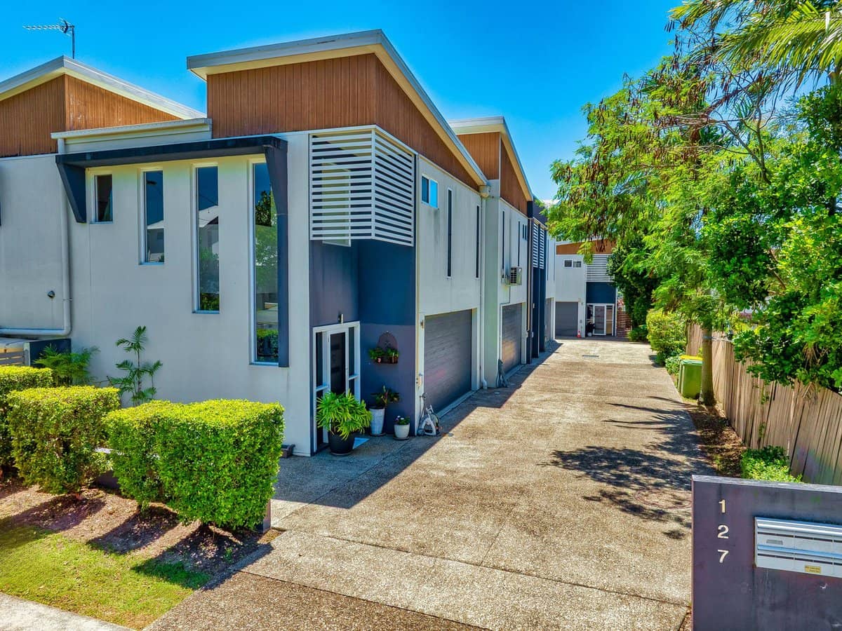 127 Pohlman Street, Southport - Thumbnail 15