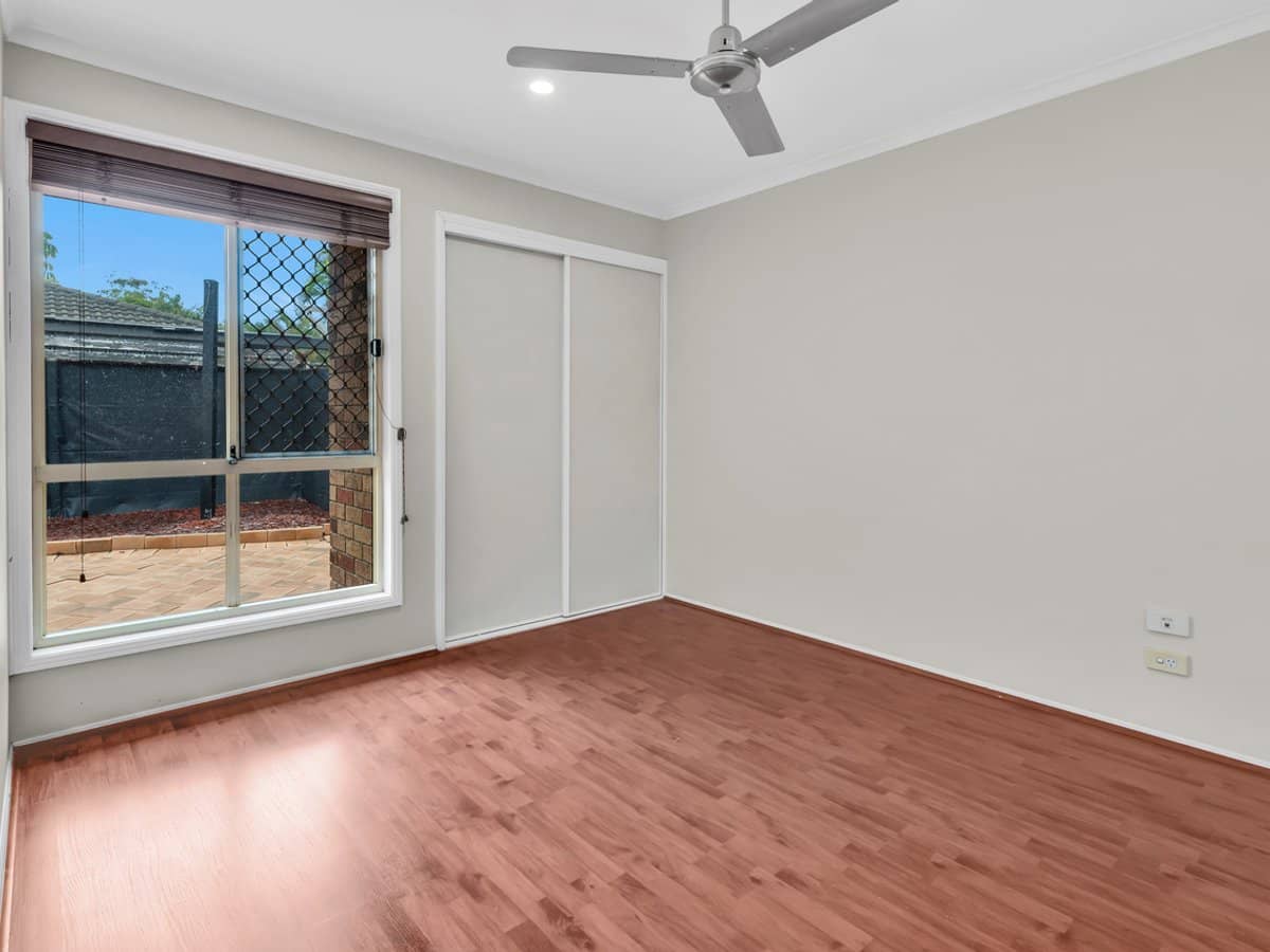 29-31 Golden Palms Court, ASHMORE - Thumbnail 15