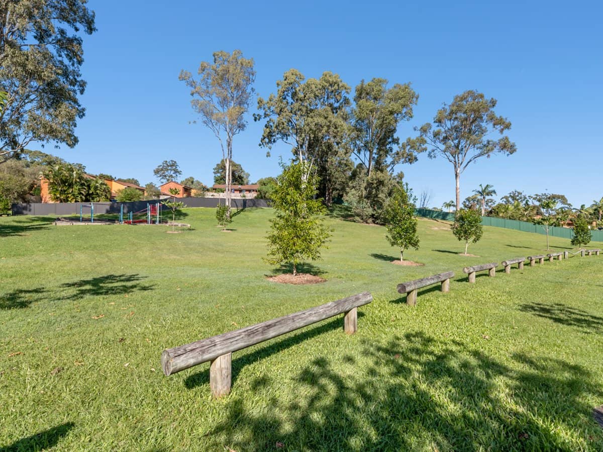 29-31 Golden Palms Court, ASHMORE - Thumbnail 21