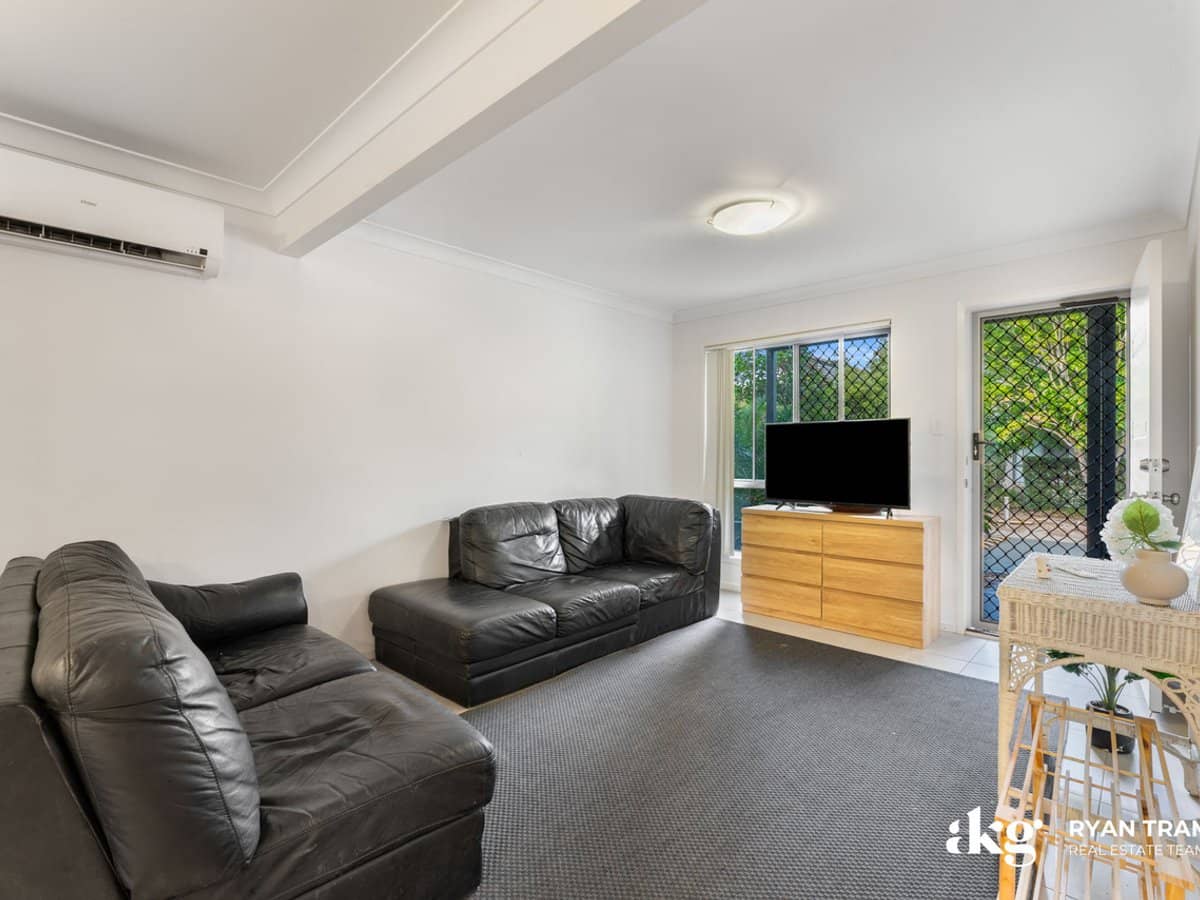 104A River Hills Road, EAGLEBY - Thumbnail 7