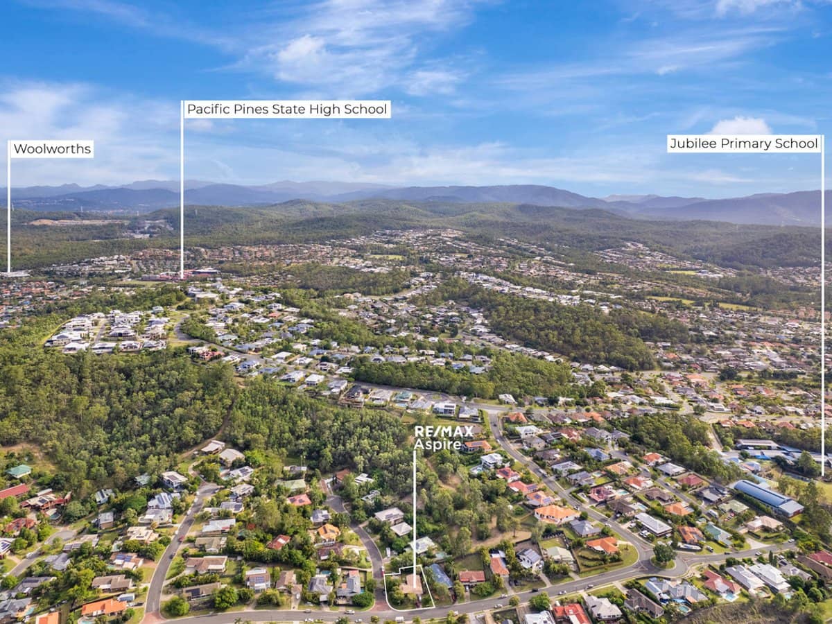 30 Capricorn Drive, PACIFIC PINES - Thumbnail 20