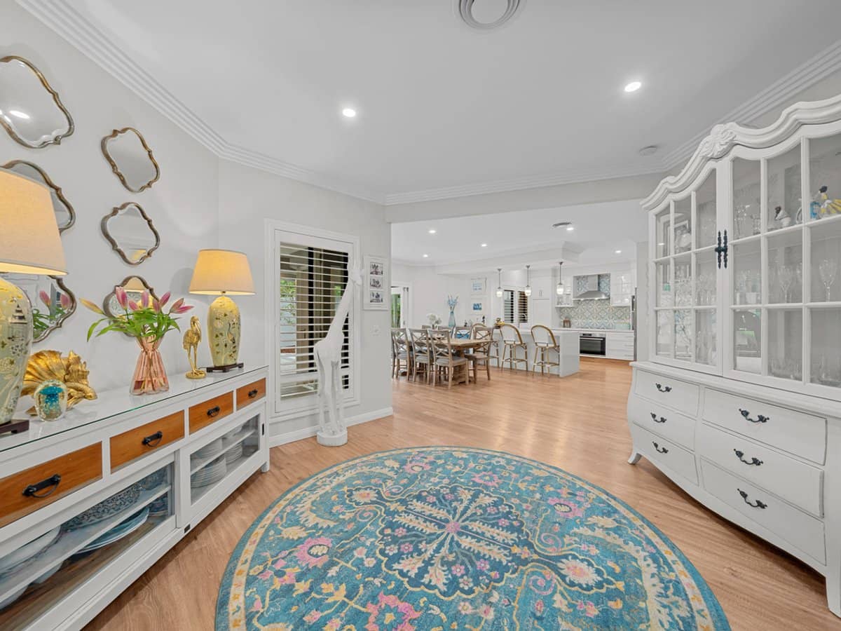 8396 Magnolia Drive, Hope Island - Thumbnail 6